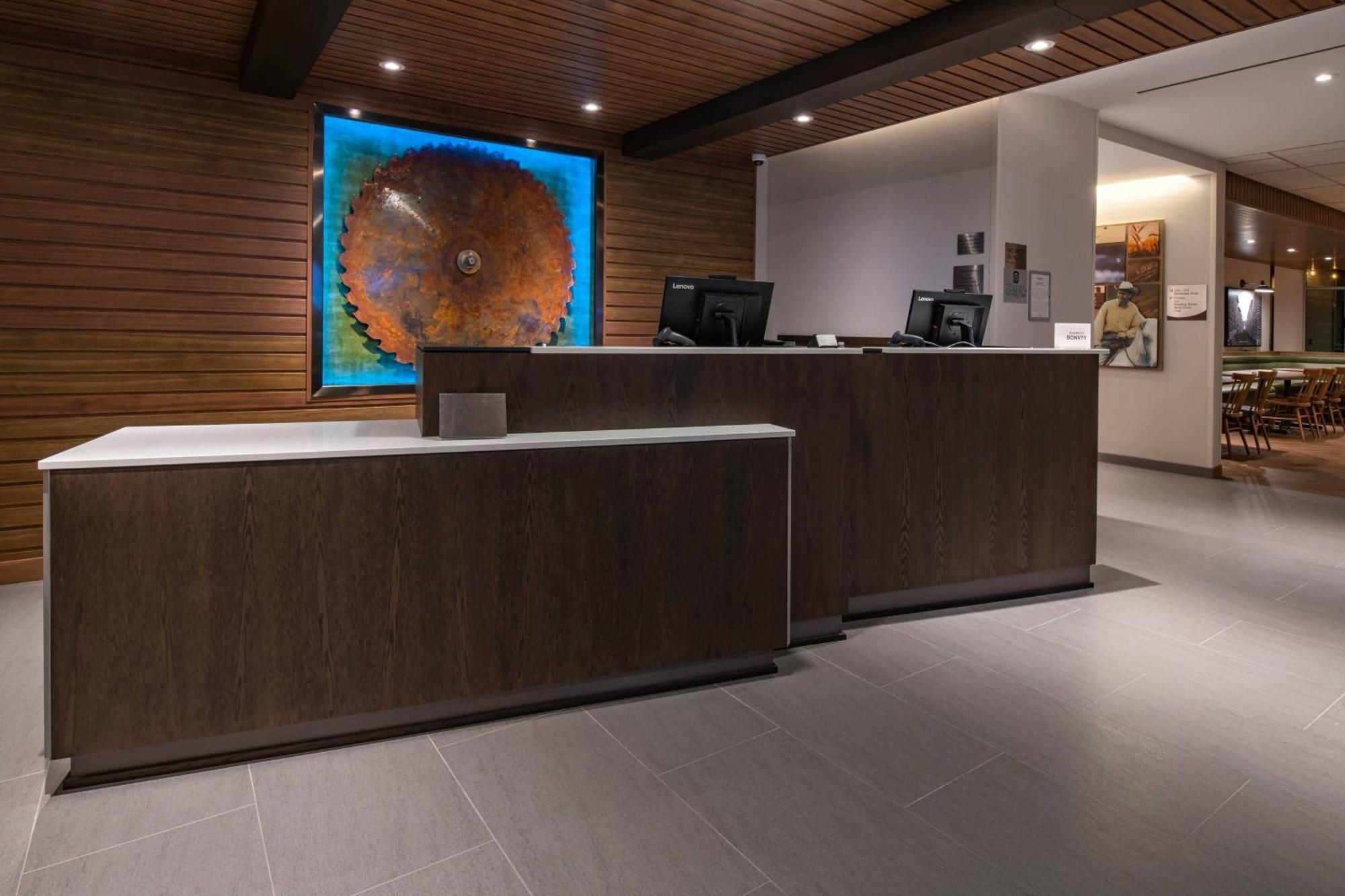 Fairfield Inn & Suites By Marriott Klamath Falls Exterior photo
